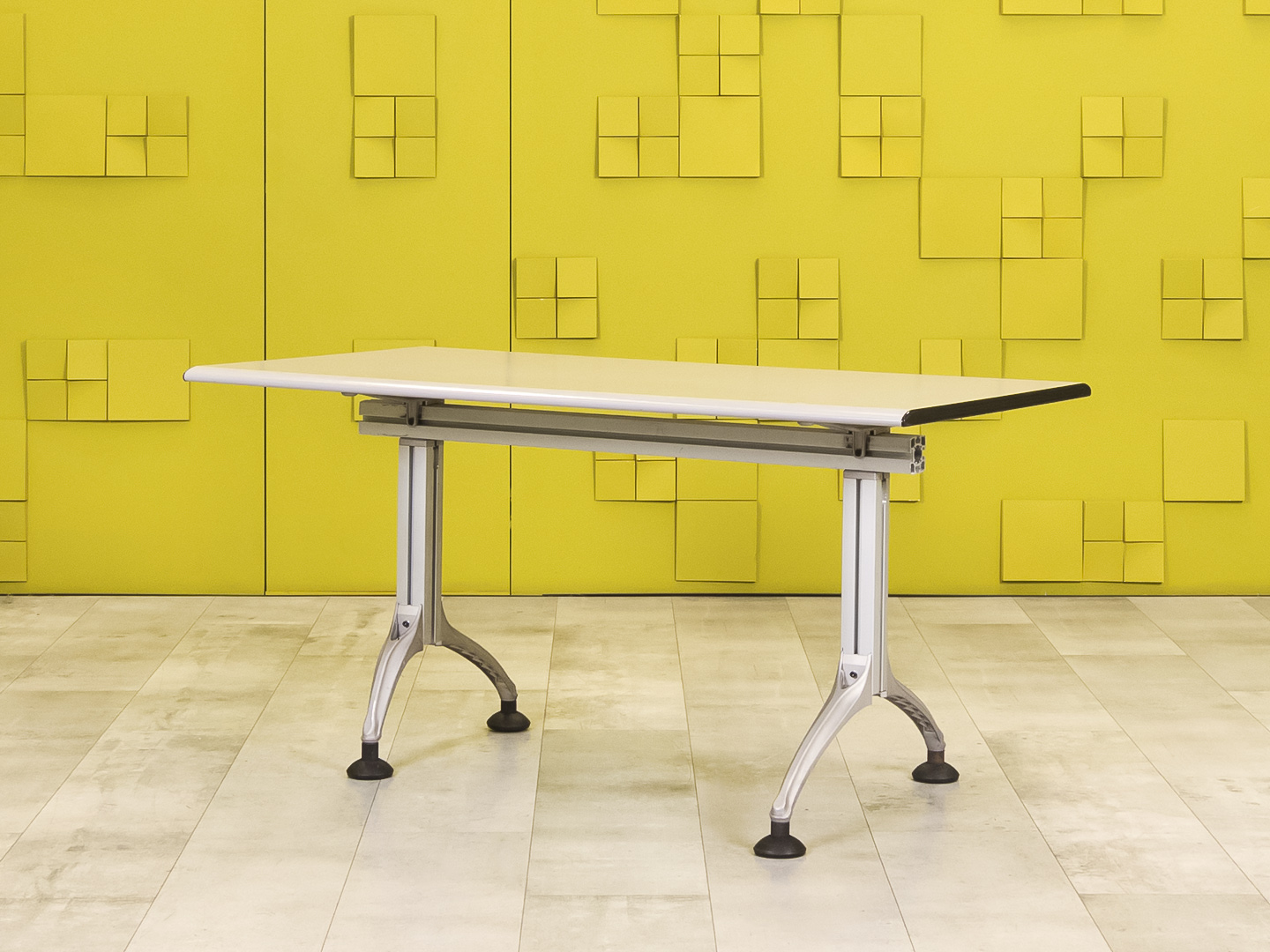 Офисный стол прямой FREZZA ЛДСП Серый Импорт  СППС1-04125