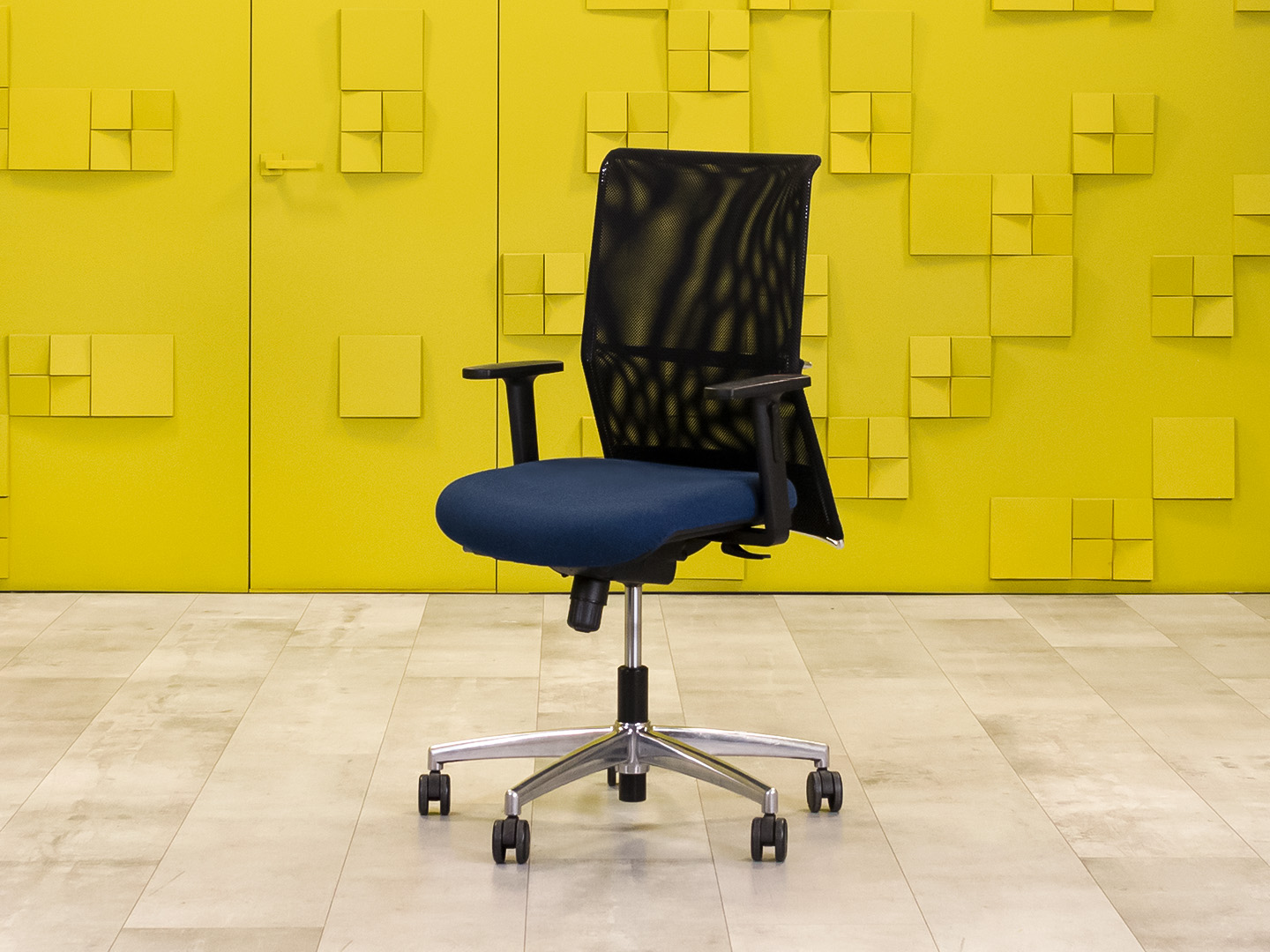 Офисное кресло для персонала на колесах TiO Ткань Синий Германия_КПТН-060823