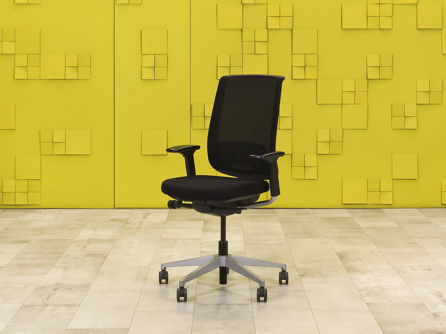 Офисное кресло для персонала на колесах Reply Steelcase Ткань Чёрный Франция  КПТЧ-30016