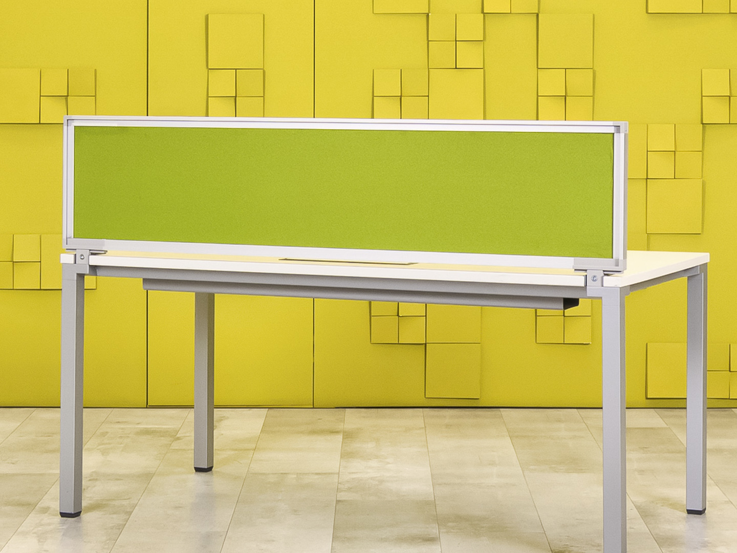 Настольная перегородка Steelcase Ткань Зелёный 1600х35х370 (Перегородка-13026)