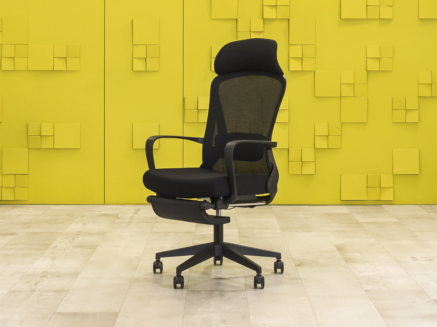 Офисное кресло руководителя на колесах Сетка Чёрный Импорт_КРТЧ6-271023