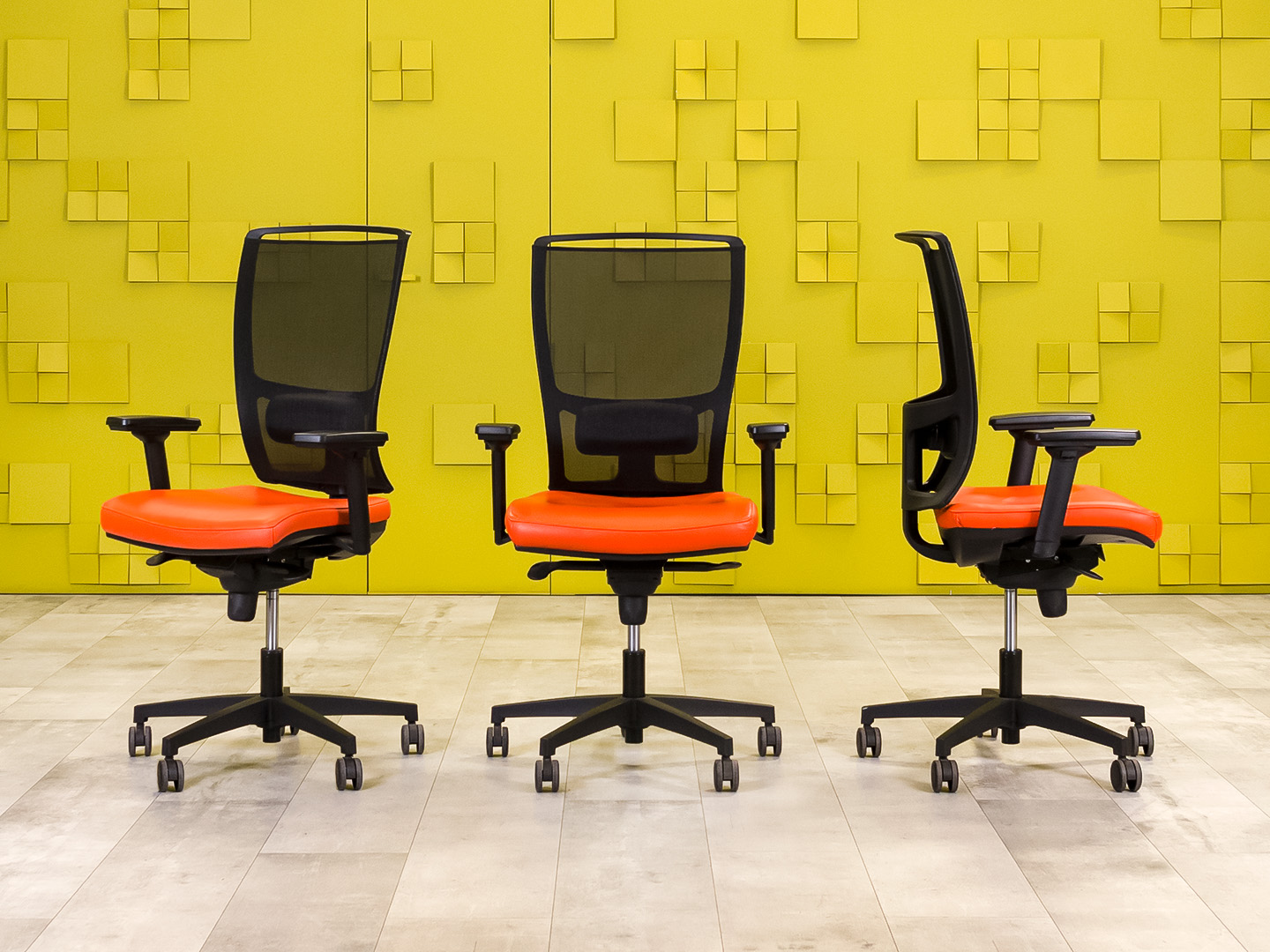 Офисное кресло для персонала на колесах GIERRE Кожа Оранжевый Италия_КПКО-080824