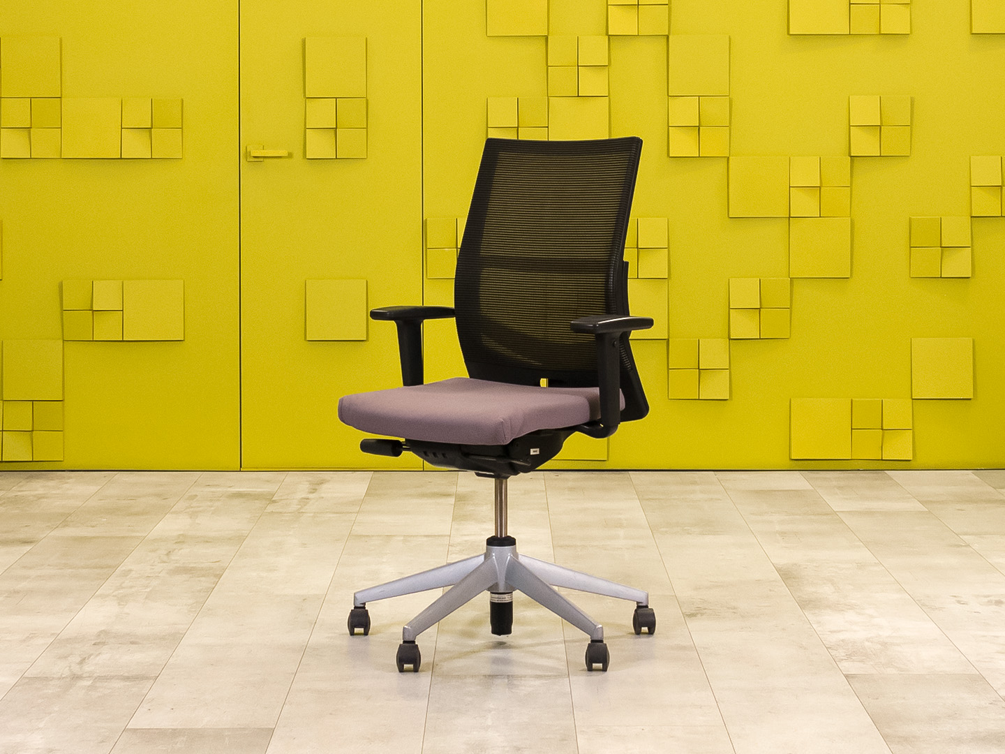 Офисное кресло для персонала на колесах Comforto HAWORTH Ткань Серый США_КПТС-190724