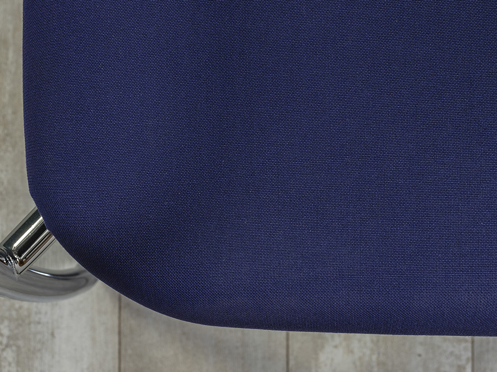 Конференц кресло для переговорной на полозьях Vitra Ткань Синий; Чёрный Швейцария_КДТН-19032