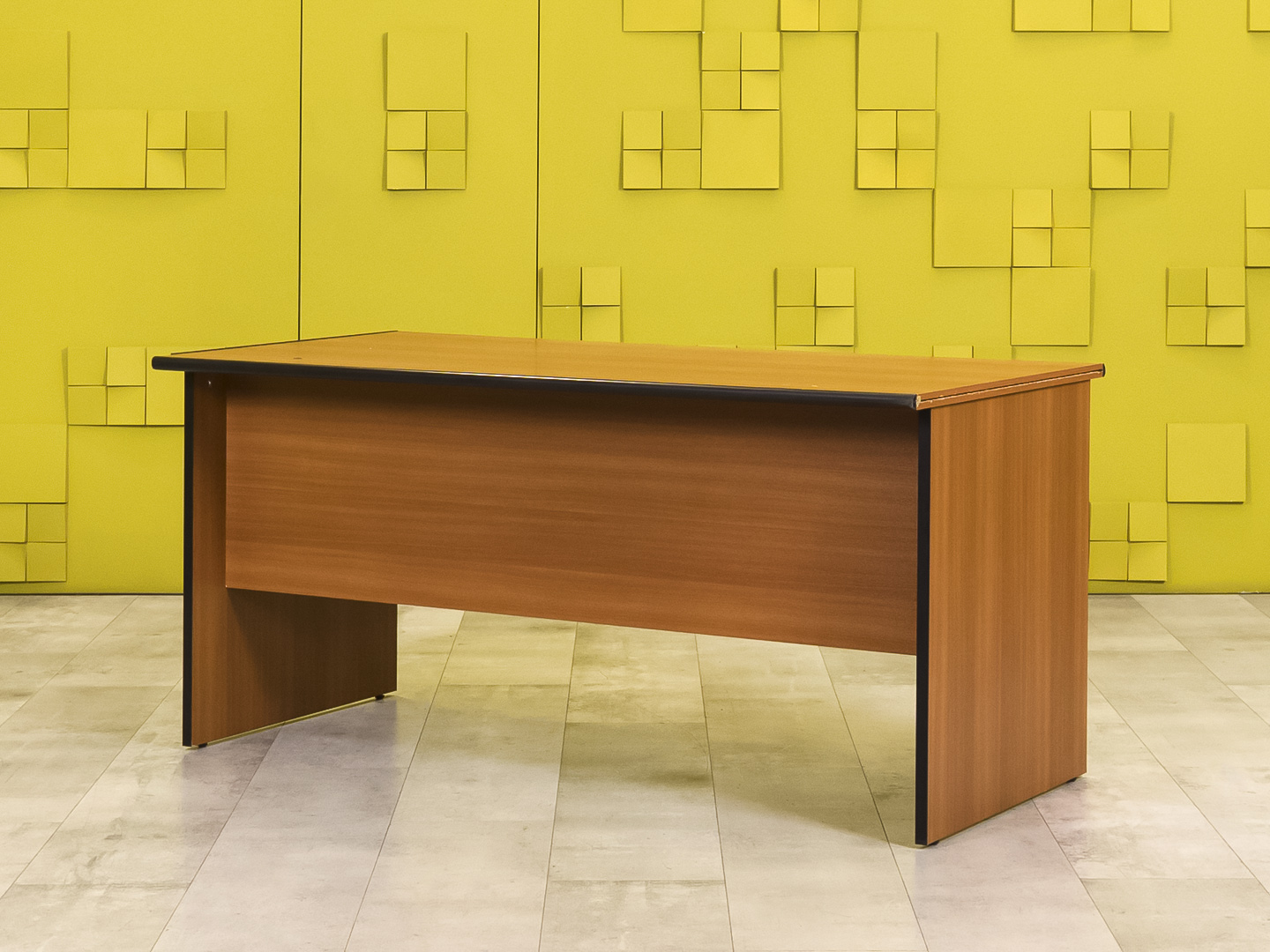 Офисный стол прямой ЛДСП Орех  СППХ-10046