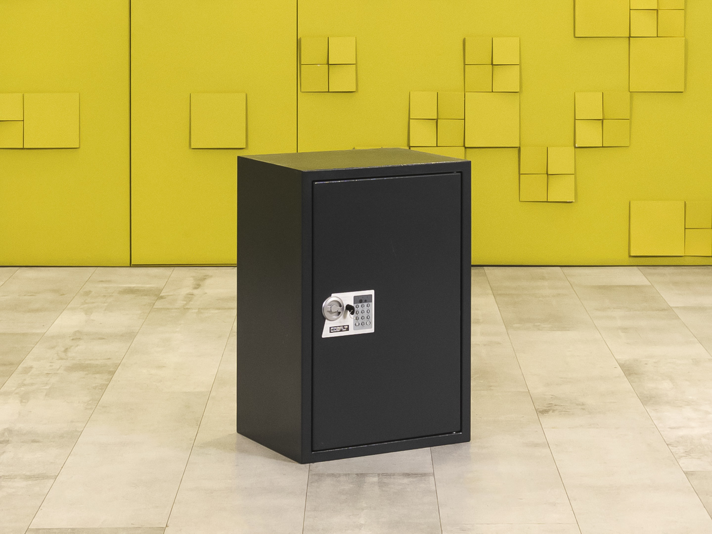 Сейф  COBALT Металл Чёрный Россия  СЕЙФ1-31036