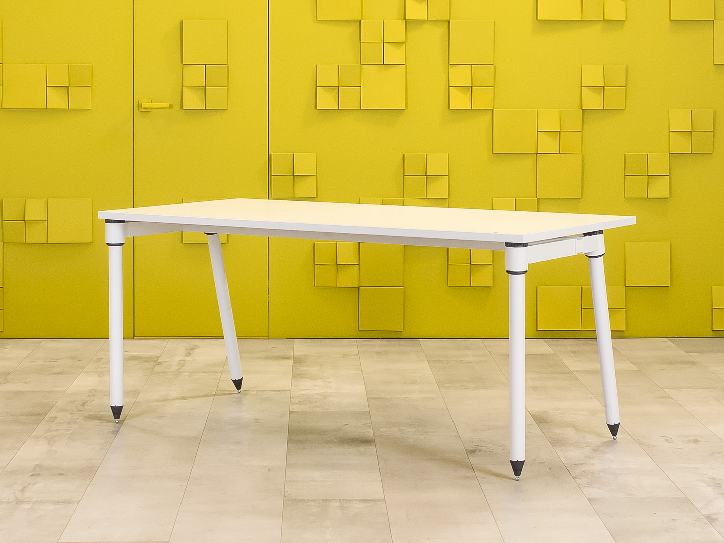 Офисный стол прямой Herman Miller 1600x800 ДСП Белый США_СППБ-111122