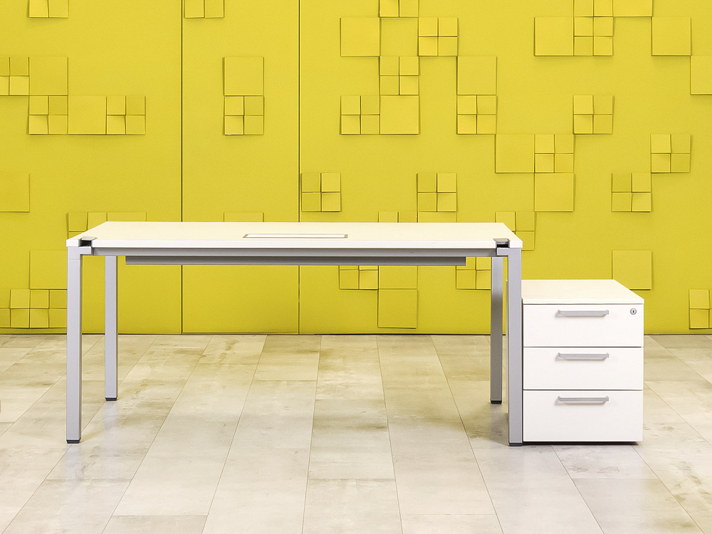 Комплект офисной мебели стол с тумбой  Steelcase ЛДСП Белый Франция  СППБТ-04026