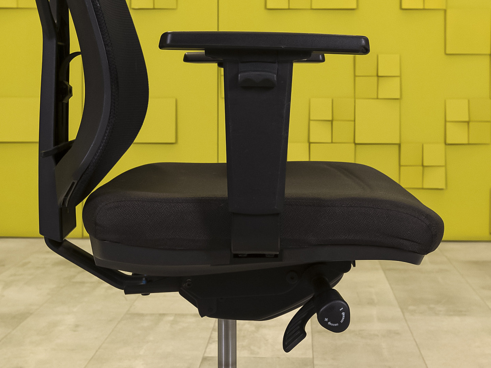 Офисное кресло для персонала на колесах       КПТЧ-06026