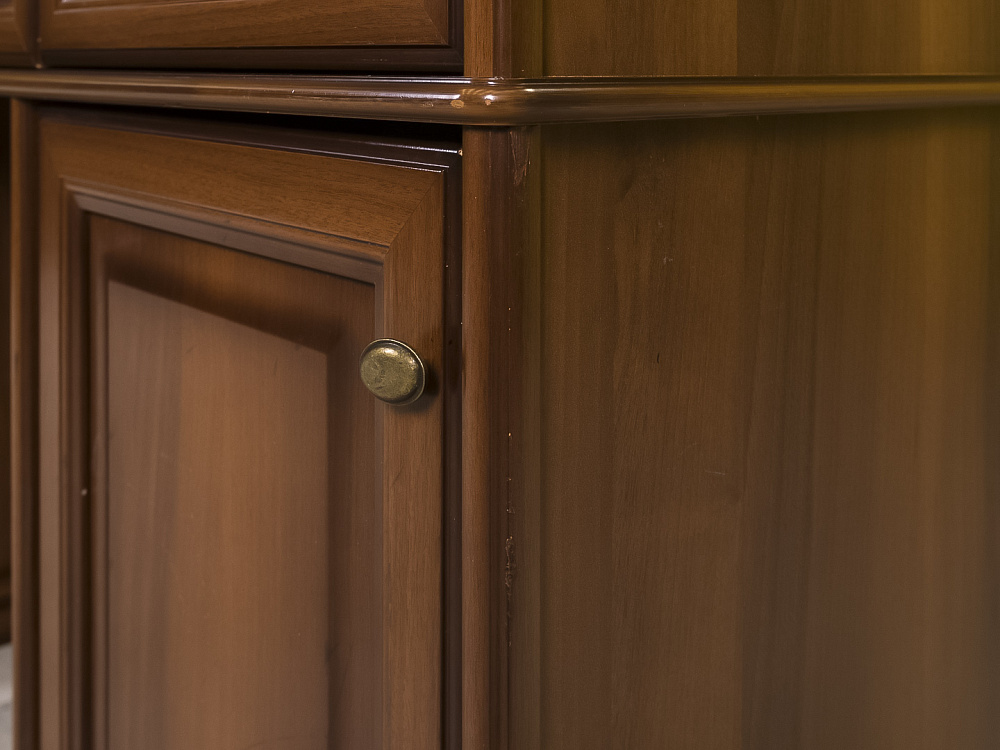 Стол для руководителя  Miassmobili ЛДСП Орех Россия  СРПХ1-08046