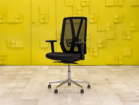 Офисное кресло для персонала на колесах Ткань Чёрный Россия_КПТЧ1-040723