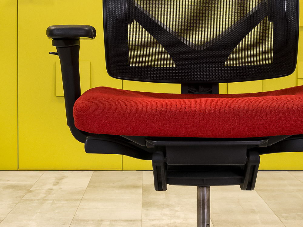 Офисное кресло для персонала на колесах Allsteel Ткань Красный США_КПТК-070924