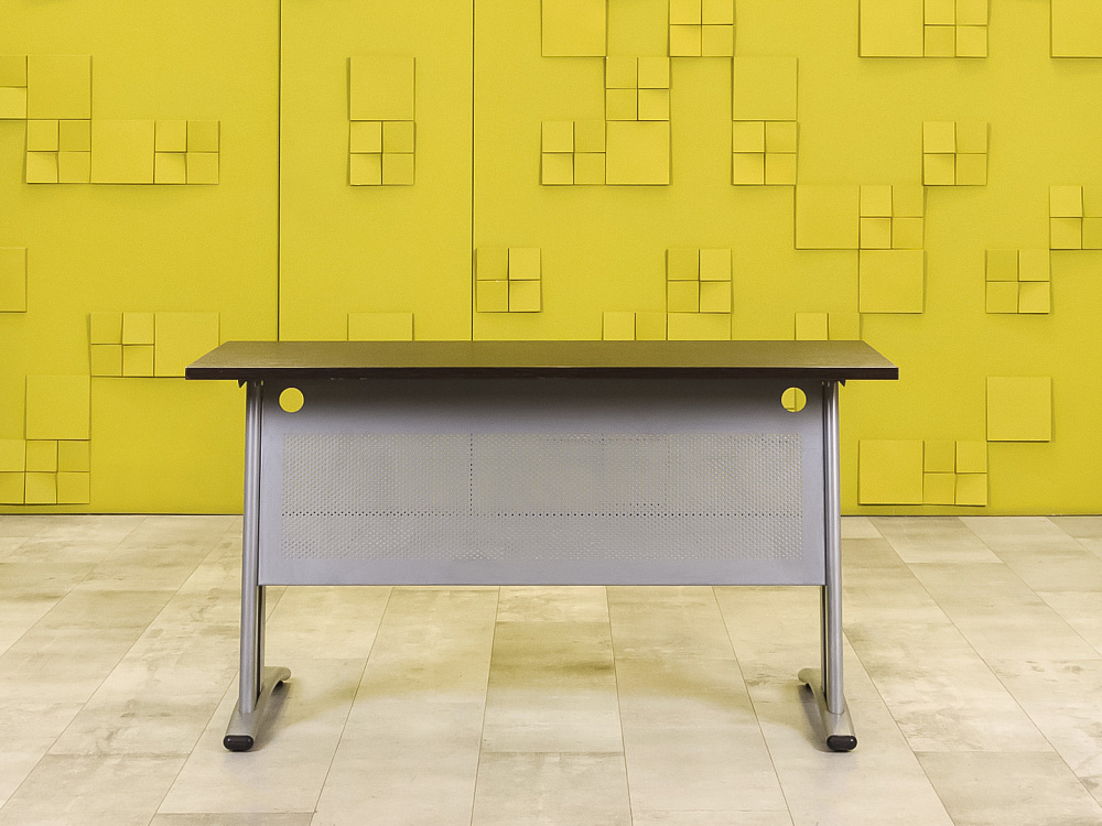 Офисный стол прямой  ЛДСП Венге Россия  СППЕ-22046