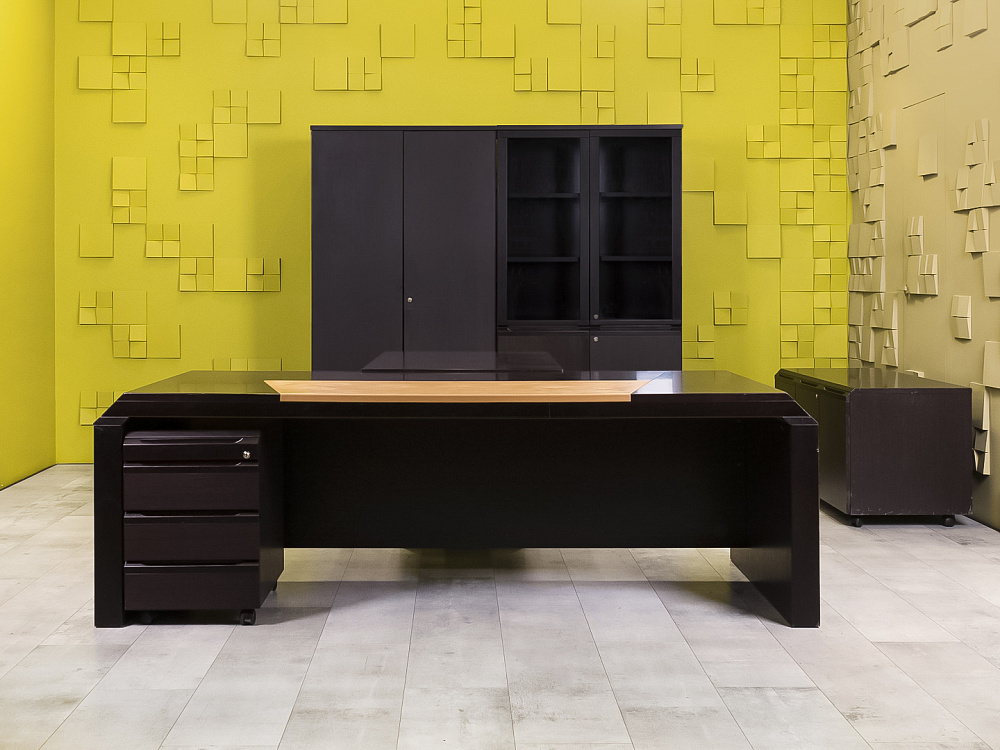 Кабинет руководителя Dazato Шпон Венге Италия