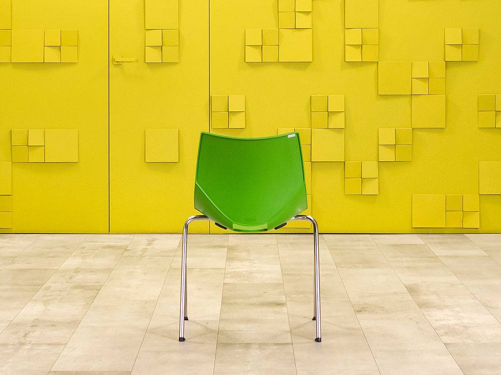 Офисный стул на ножках Shell Пластик Зелёный Италия_УНПЗ-261223