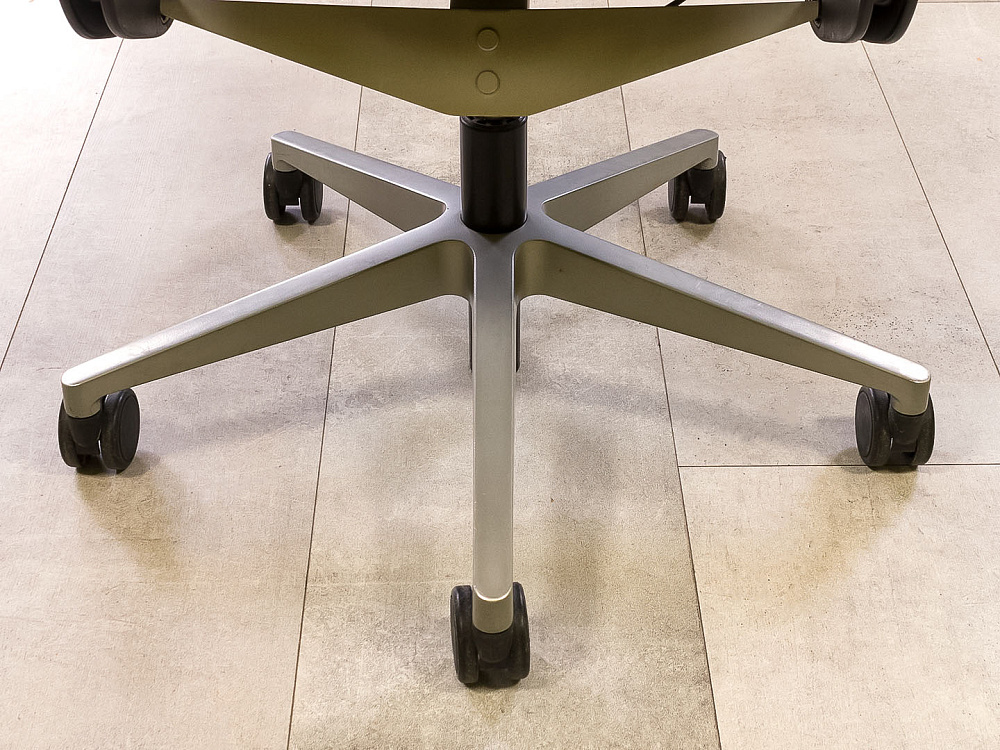 Офисное кресло для персонала на колесах Think Steelcase Ткань Чёрный Франция_КПТЧ-100924