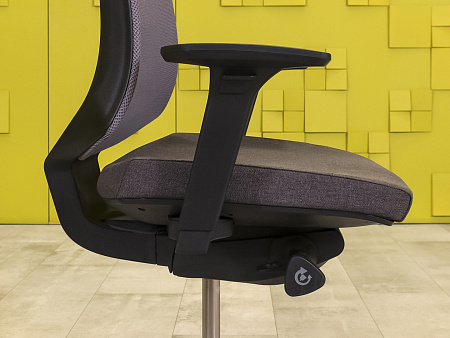 Офисное кресло для персонала на колесах Profim Ткань Серый Польша  КПТС-18075