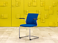 Конференц кресло для переговорной на полозьях Steelcase Ткань Синий Франция_КДТН1-281024