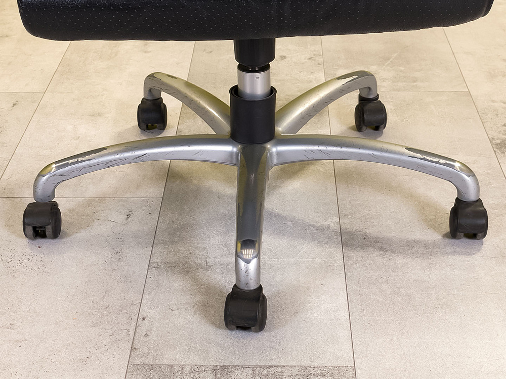 Офисное кресло руководителя на колесах Sitland Кожа Чёрный Италия_КРКЧ-201123