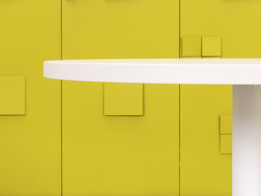 Обеденный стол ЛДСП Белый Импорт  СГКБ-261223