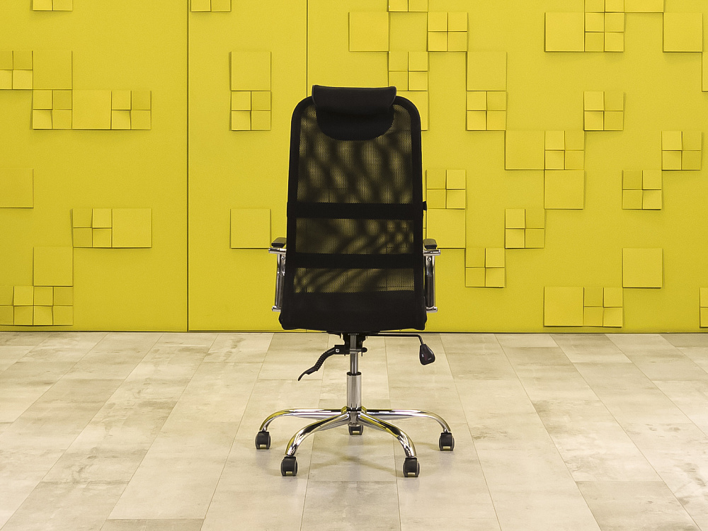 Офисное кресло руководителя на колесах Ткань Чёрный  КРТЧ4-26036