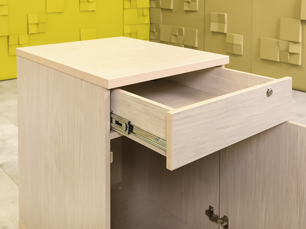 Офисная тумба для оргтехники  ЛДСП Клен  ТО1Д1ЯВ-10046