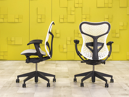 Офисное кресло руководителя на колесах Mirra 2 Herman Miller Сетка Серый США_КРТС-150924