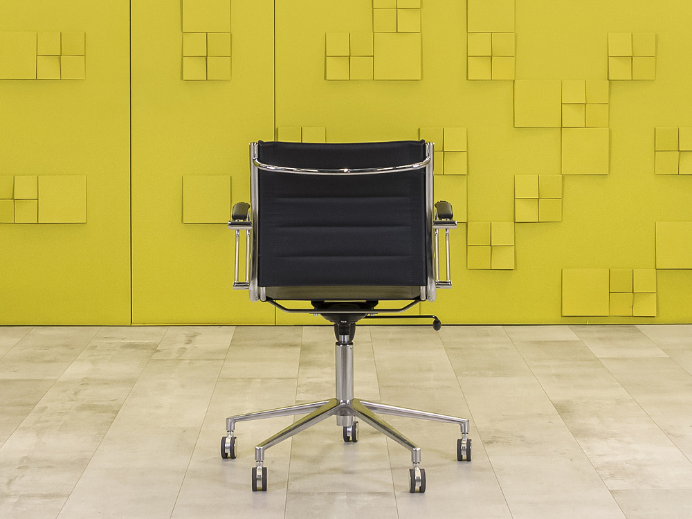 Конференц кресло для переговорной на колесах Кожзам Чёрный Россия_КНКЧ-310524