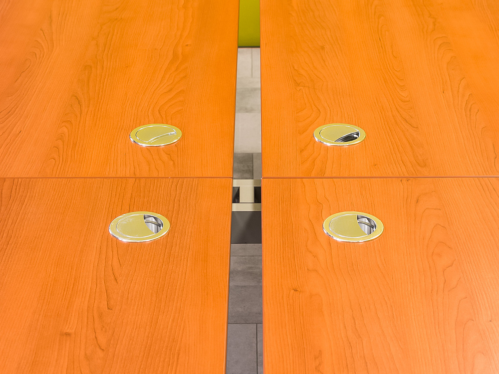 Комплект офисной мебели на 4 человека ЛДСП Вишня Импорт_ГКШ2-230824