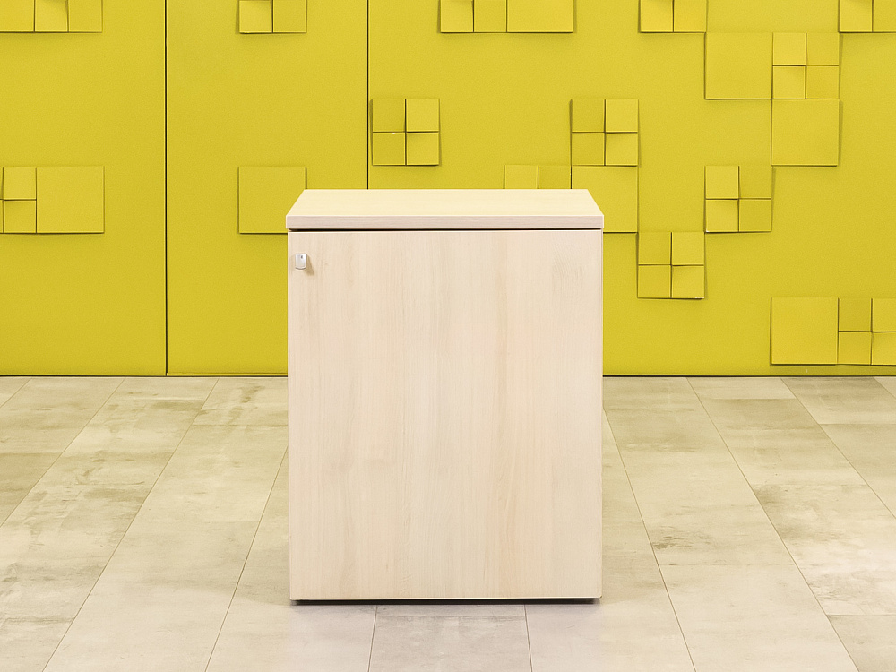 Офисная тумба для оргтехники  ЛДСП Клен  ТО1ДВ-10046