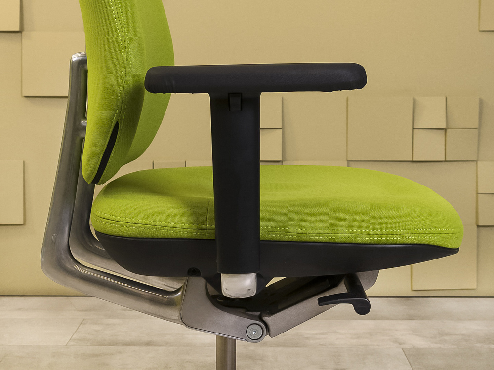 Офисное кресло для персонала на колесах Vitra Ткань Зелёный Швейцария_КПТЗ-301023