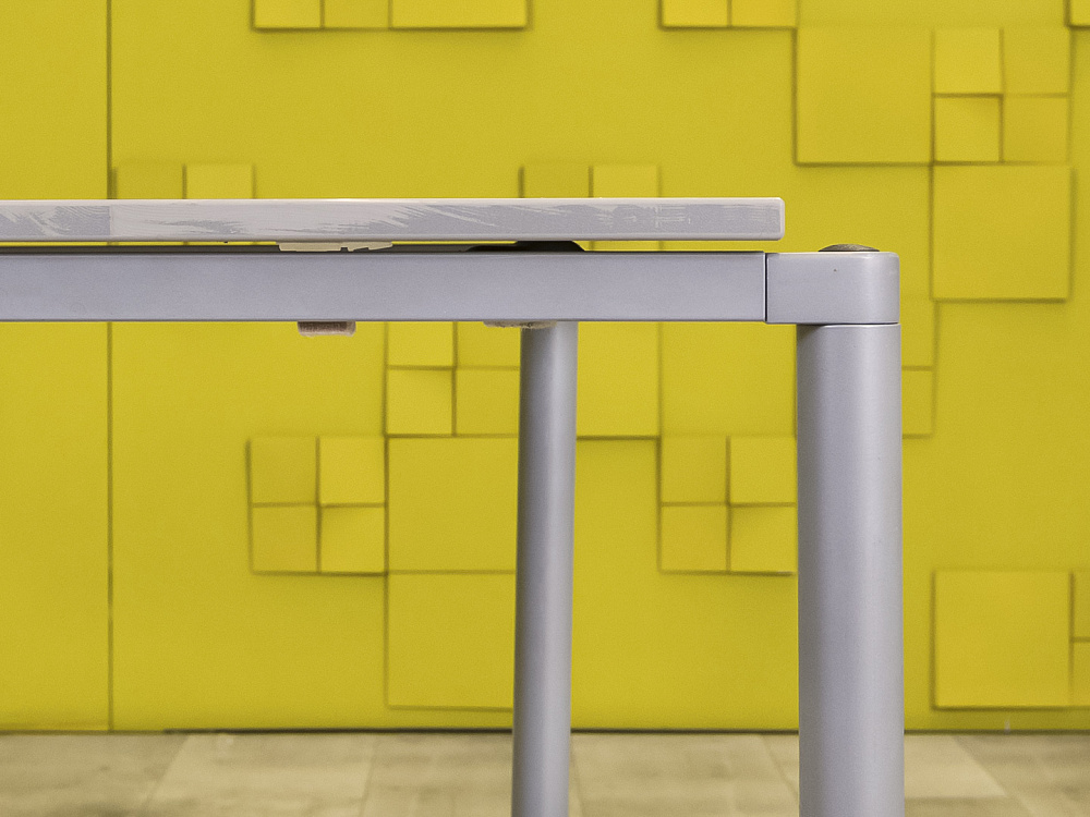 Офисный стол прямой BENE ЛДСП Серый Австрия  СППС-31016