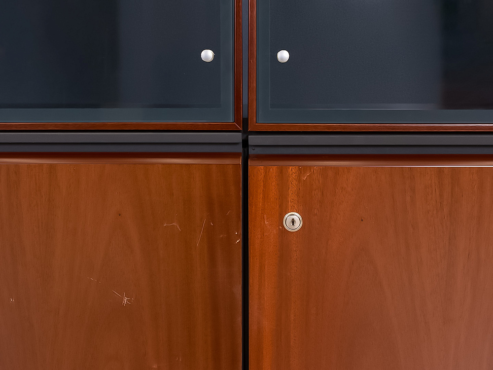 Кабинет руководителя ORA Массив Орех Италия