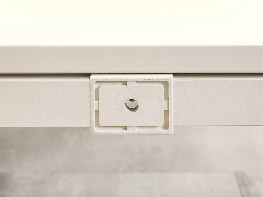 Комплект офисной мебели стол с тумбой  Vitra ЛДСП Белый Швейцария  ГКБ-04026