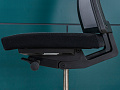 Офисное кресло руководителя на колесах BENE Ткань Чёрный; Серый Австрия_КРТЧ5-07109