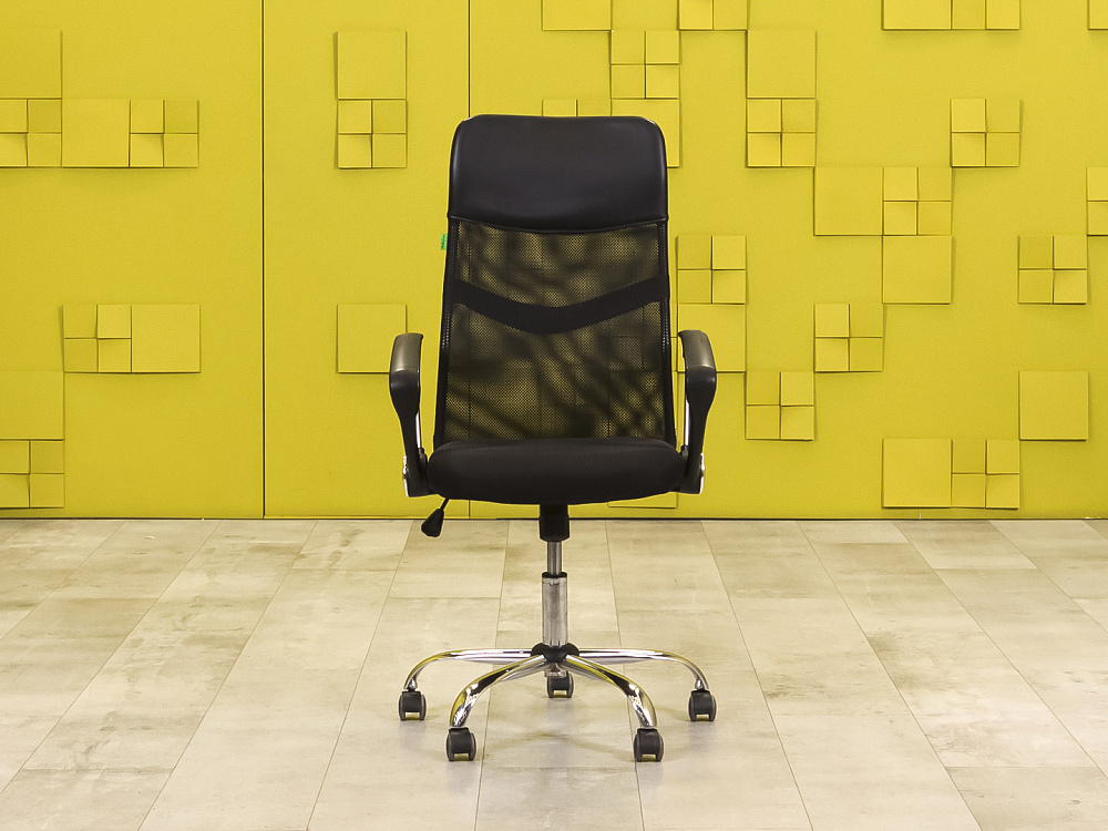 Офисное кресло руководителя на колесах       КРТЧ3-26036