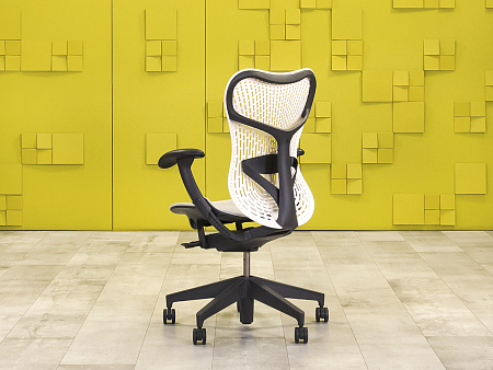 Офисное кресло руководителя на колесах Mirra 2 Herman Miller Сетка Серый США_КРТС-150924