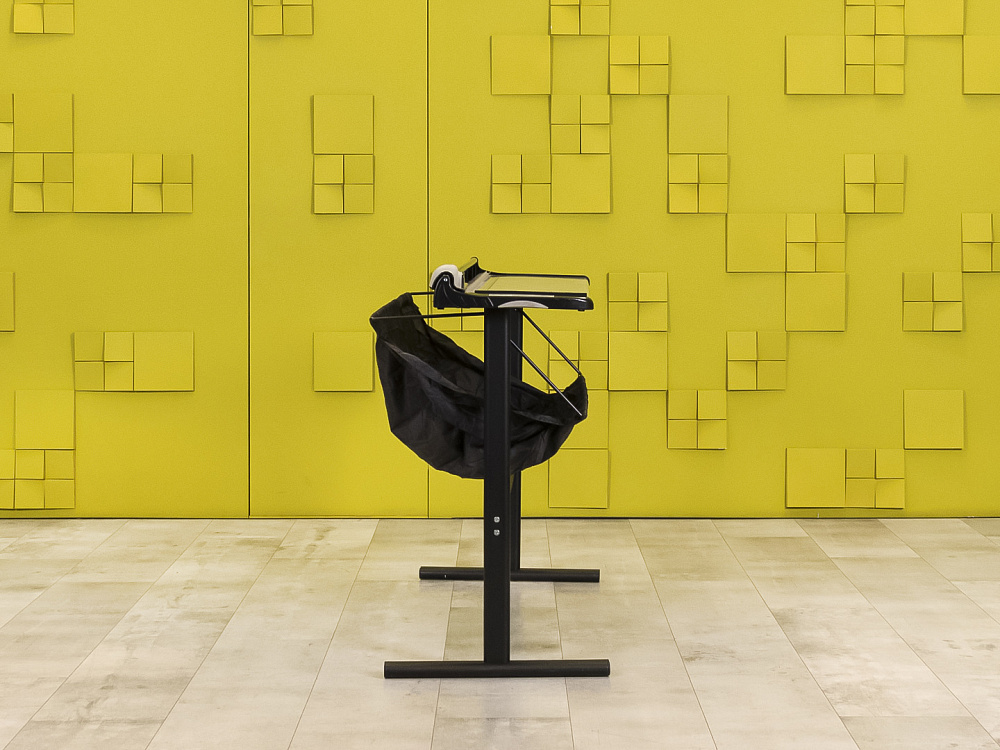 Роликовый резак Пластик Чёрный _Резак-270723