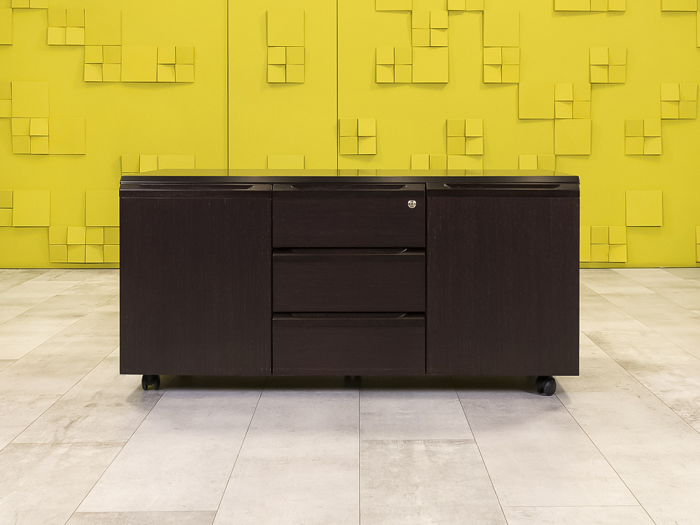 Кабинет руководителя Dazato Шпон Венге Италия