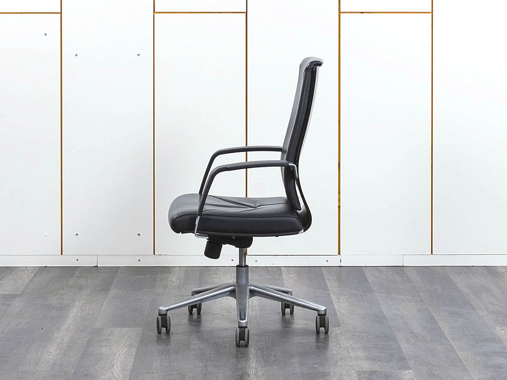 Офисное кресло руководителя  Sitland  Кожа Черный Madera B  (КРКЧ-08082)