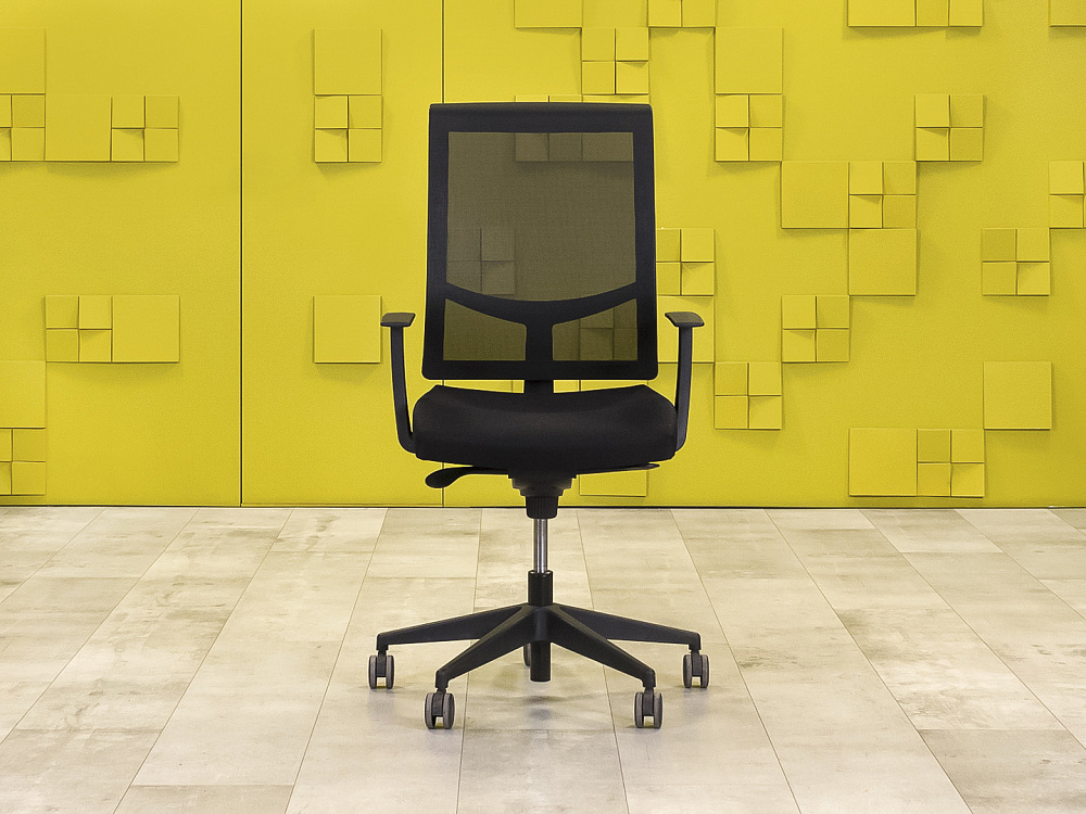 Офисное кресло для персонала на колесах NARBUTAS Ткань Чёрный Литва_КПТЧ8-290923