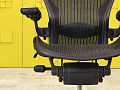 Офисное кресло руководителя на колесах Aeron B Herman Miller Сетка Чёрный США  КРТЧ-02045