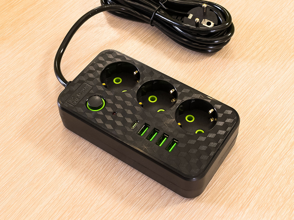 Сетевой удлинитель с USB HG-2503 Пластик Чёрный УД3-050424