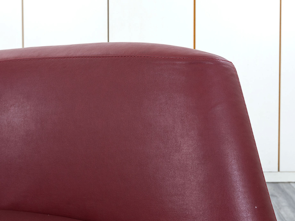 Офисный диван Tacchini Кожа Красный Polar Sofa  (ДНКК-21042)