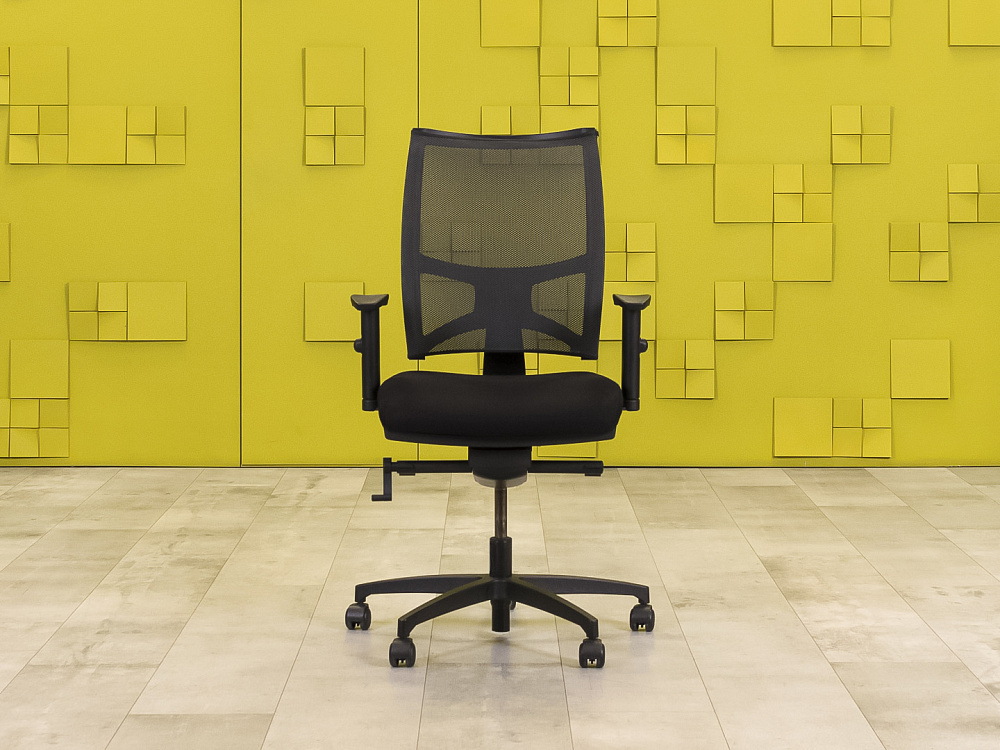 Офисное кресло для персонала на колесах Team Strike Sitland Ткань Чёрный; Серый Италия_КПТЧ-141124