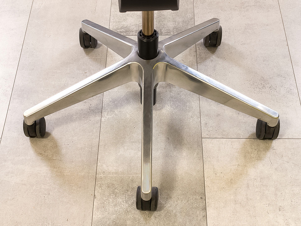 Офисное кресло для персонала на колесах HAWORTH Ткань Серый США_КПТС3-231223