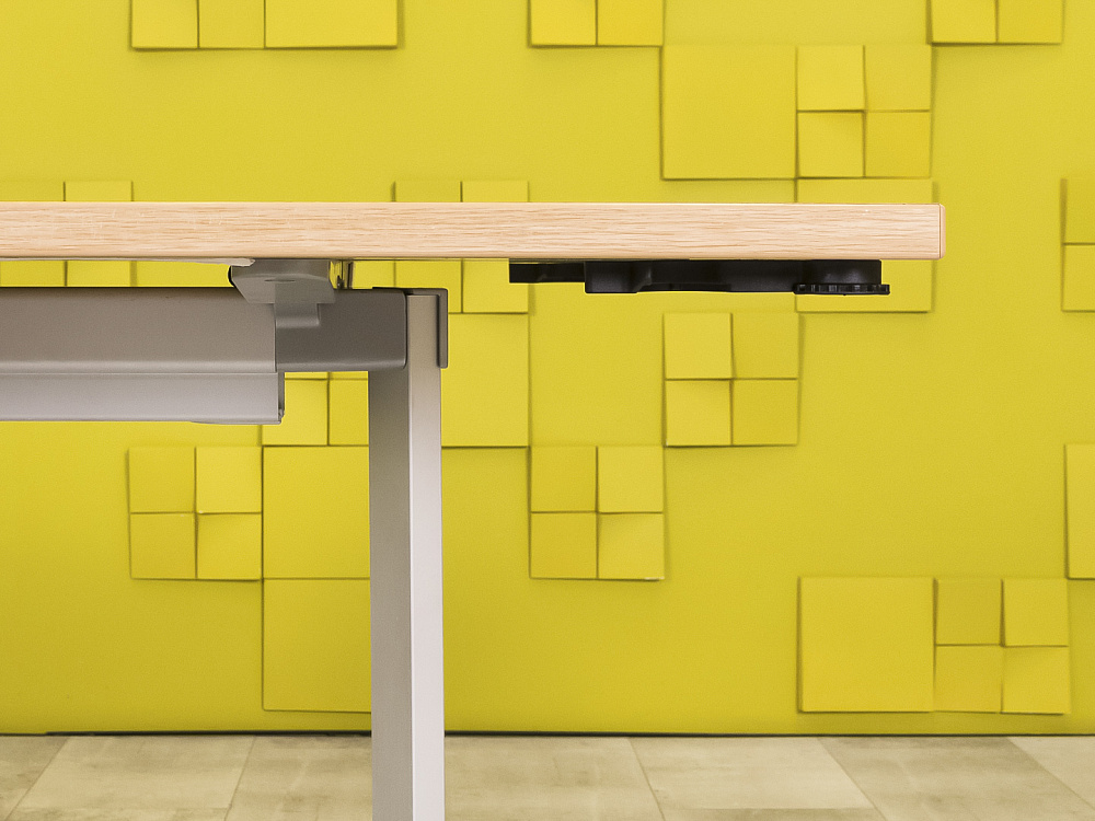 Офисный стол прямой HAWORTH ЛДСП Зебрано Германия  СППЗ-29105