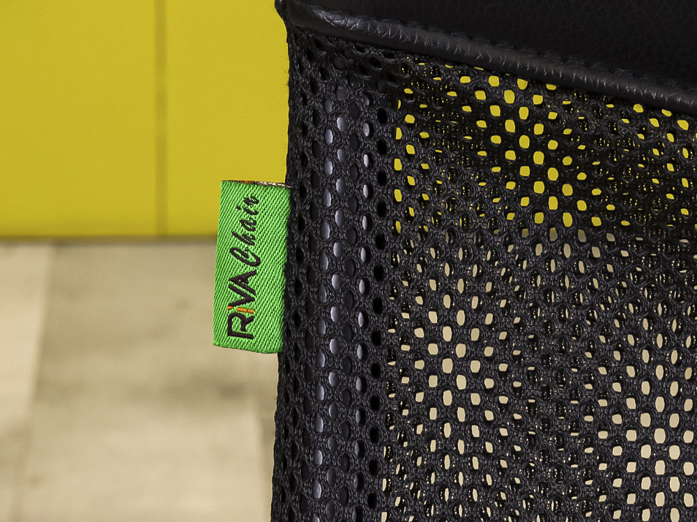 Офисное кресло руководителя на колесах       КРТЧ3-26036