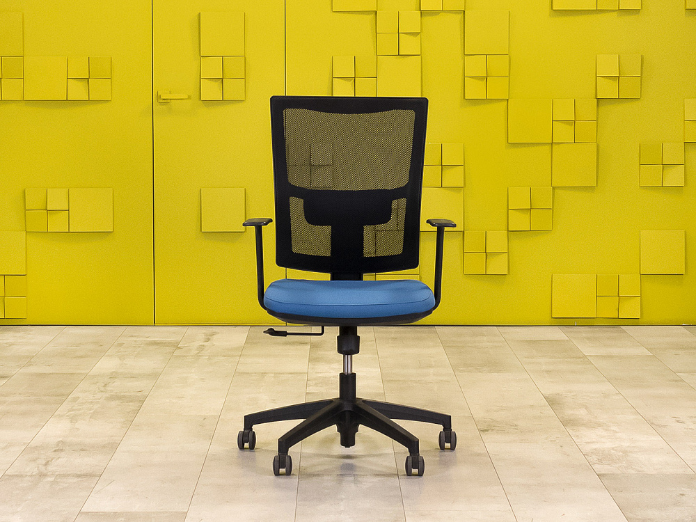 Офисное кресло для персонала на колесах Filo NARBUTAS Ткань Синий; Чёрный Литва_КПТН-151123