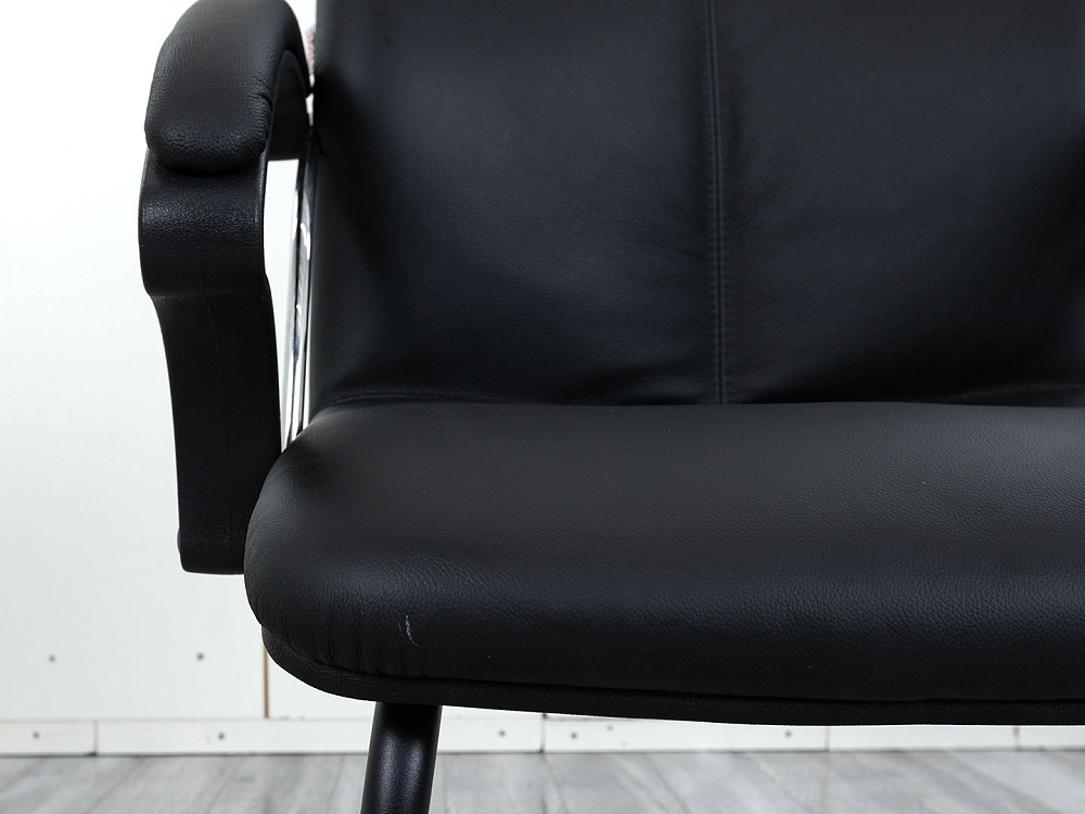 Конференц кресло для переговорной  Черный Кожа SAFARI Maxus  (УДКЧ-04104)